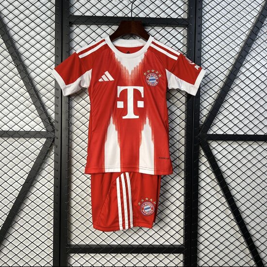 באיירן מינכן 25/26 - ילדים 